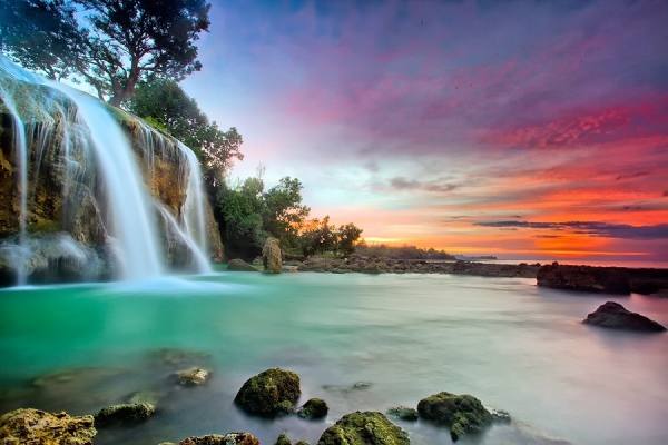 Photograph Eko Sumartopo  Heaven On Earth on One Eyeland